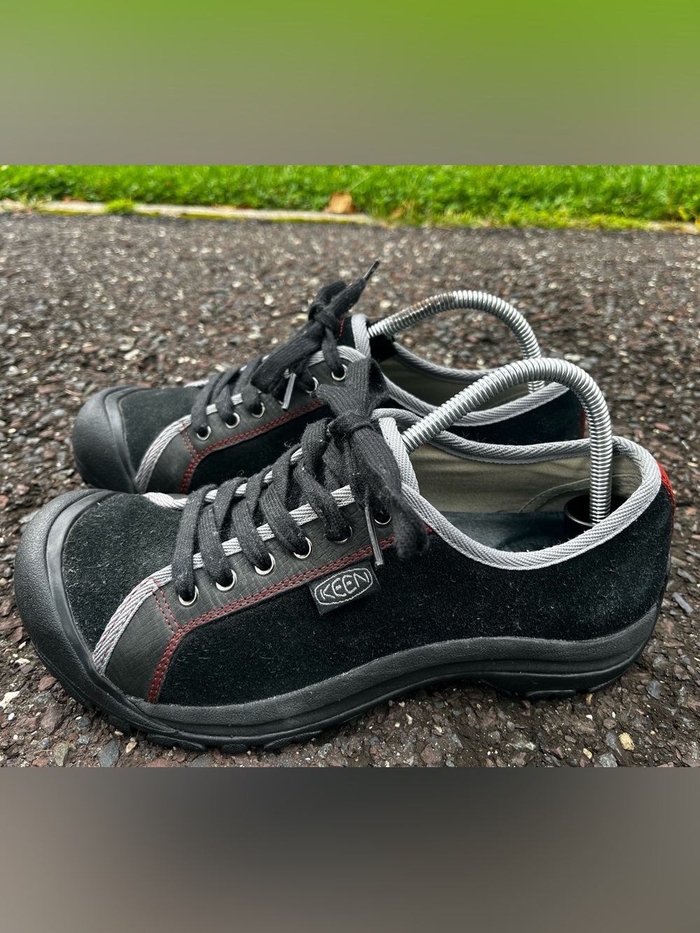 KEEN Portola Women’s 11 Black Suede Slip Oil Resistant Work Shoes EU 42